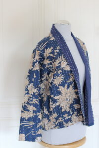 Kantha Stich Close-up blau recycelte Baumwolle — Handarbeit Rajasthan